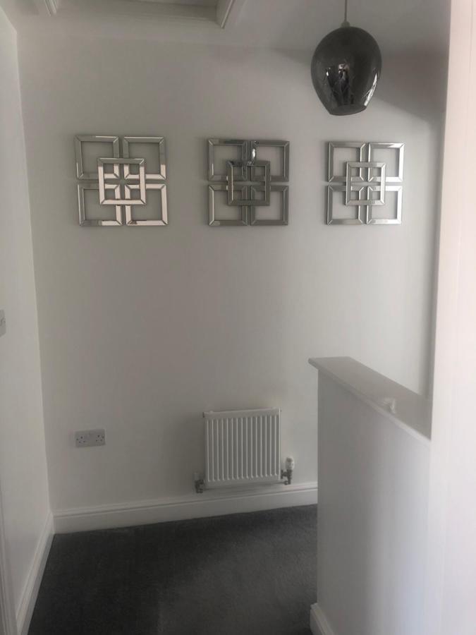 Barber House, Hoyland With Two Allocated Parking Spaces Экстерьер фото